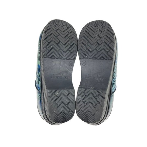 Dansko Floral Clogs Blue Flower Print Vegan Sz 38 US 7.5-8 Comfort Nurse Shoes - Picture 8 of 9